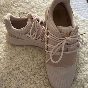 UNDER ARMOUR athletic shoes